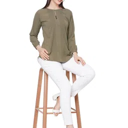 G0-4 IT Keyhole Neck Cuffed Sleeves Pleated Top image 4