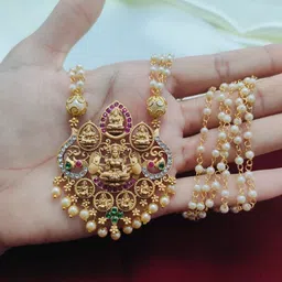 Rujve Jewellery Gold-Plated Stone-Studded & Beaded Lakshmi Goddess Necklace image 4