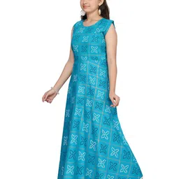 YK Print Maxi Dress image 2