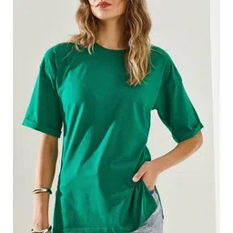 BIANCO LUCCI Women V-Neck Pockets T-shirt image 4