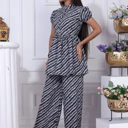 kachhot Girls Top & Bottom Set image 3