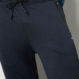 max Men Mid-Rise Joggers image 2