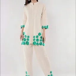 TRUE SISTERS Floral Printed Mandarin Collar Pure Cotton Tunic With Trousers-picture-25