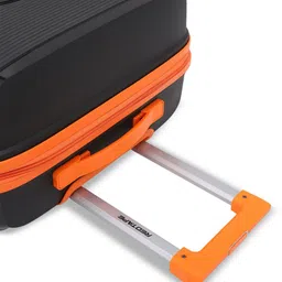 Red Tape Set of 2 Textured Hard Sided Trolley Bags image 4