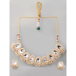 Anouk Gold Plated Kundan Studded & Beaded Jewellery Set image 5