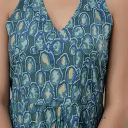 A&K Floral Printed Fit And Flared Midi Dress image 3