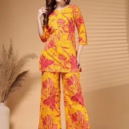 HERE&NOW Women Cotton Mustard Floral Print Co-ords Set-picture-39