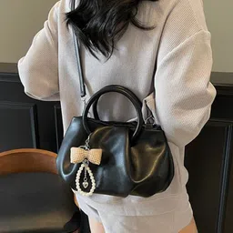 StyleCast x Revolte PU Swagger Tote Bag-picture-19