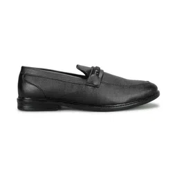 Paragon Men Textured Formal Slip-Ons image 4