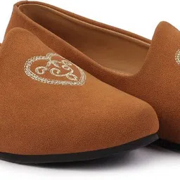 fausto Traditional Ethnic Embroidered Design Velvet Slip On Juttis & Mojari For Wedding Mojaris For Men image 3