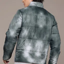 roadster Men Dyed/Ombre Quilted Jacket image 5