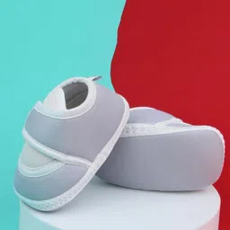 NESKA MODA Unisex Kids Cotton Booties image 4