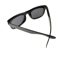 QUE UNIVERSE Unisex Square Sunglasses With UV Protected Lens image 3