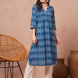 FASHOR Ethnic Motifs Printed V-Neck A-Line Cotton Kurta image 2