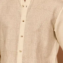 VIVEK KARUNAKARAN Men Spread Collar Micro Ditsy Printed Linen Slim Fit Casual Shirt image 2