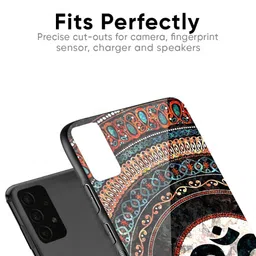 QRIOH Graphic Printed Sleek & Lightweight Silicone OnePlus Nord CE 3 5G Glass Back Case image 3