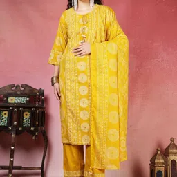 Meena Bazaar Women Ethnic Motifs Printed Regular Kurta with Trousers & With Dupatta-picture-18