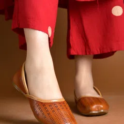 SZN Women Textured Mojari Flats image 5