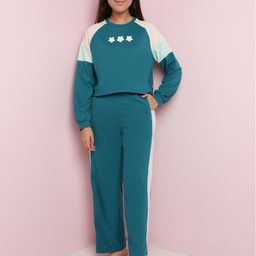 Lil Tomatoes Girls Printed Night suit-picture-22