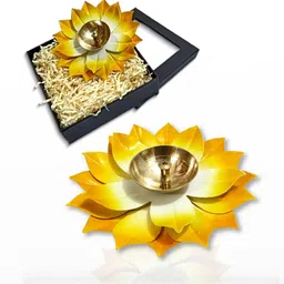 Lamina Set of 10 Lotus Shaped Brass Diyas-picture-30