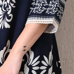 Shop Begum Floral Printed Pure Cotton V-Neck Tunic With Palazzos Co-Ords image 5