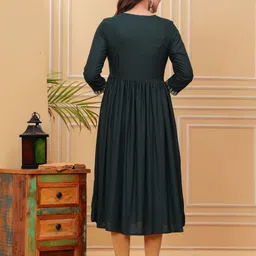 lakshay fashion Women Embellished Viscose Rayon Anarkali Kurta image 2