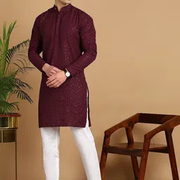 FUBAR Floral Embroidered Mandarin Collar Sequinned Straight Kurta With Pyjamas image 5