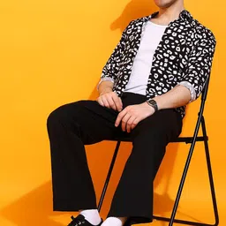 SURHI Men Comfort Printed Shirt image 3