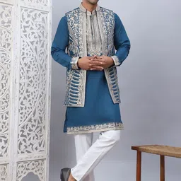 Jompers Men Ethnic Motifs Embroidered Regular Thread Work Kurta with Trousers-picture-23