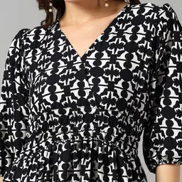 Jash Creation Women Printed V-Neck Maxi Dress image 4