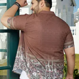 Instafab Plus Men Comfort Opaque Printed Casual Shirt image 3