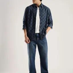 Calvin Klein Jeans Men Geometric Printed Spread Collar Casual Shirt image 5