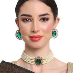 Shining Diva Gold-Plated Stone-Studded & Pearls Beaded Jewellery Set image 5