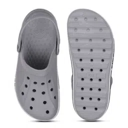 Liberty Men Clogs image 5