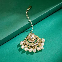 Yellow Chimes Gold-Plated Kundan & Pearls Maang Tikka Head Jewellery image 1