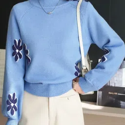 StyleCast Women Floral Printed Pullover Sweater-image-25