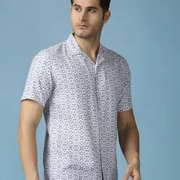 SNX Men Tailored Fit Floral Opaque Printed Casual Shirt image 4