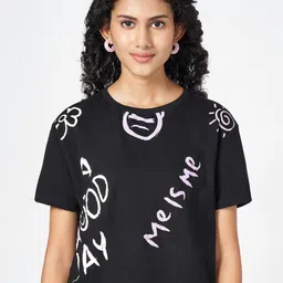 People Women Floral Applique Boxy T-shirt-image-77