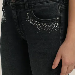 Vero Moda Girls Bootcut Mid-Rise Light Fade Stretchable Jeans image 4