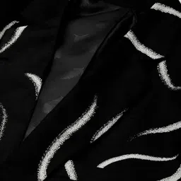 SHOWOFFFF Printed Slim-Fit Single Breasted Blazer image 3