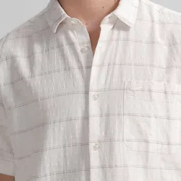 Crocodile Tactile Striped Spread Collar Regular Fit Casual Shirt image 3