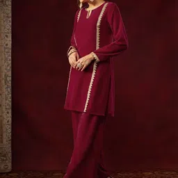 Janasya Embellished Round Neck Tunic & Trousers Co-Ords-picture-10