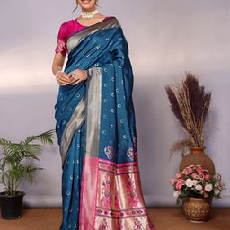 Vastravatika Geometric Woven Design Zari Kanjeevaram Saree-picture-40