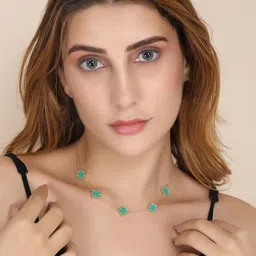 Fashion Frill Gold-Plated Necklace image 5