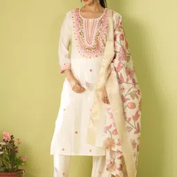 Moda Rapido Women Embroidered Silk Blend Kurta Sets With Dupatta image 2