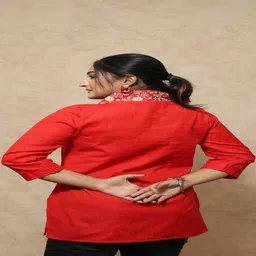 CHICLY CALCUTTA Ethnic Motifs Yoke Design V-Neck Thread Work Pure Cotton Thread Work Kurti image 3