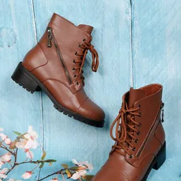 Ronnie Grey Women Block-Heeled Biker Boots-picture-19