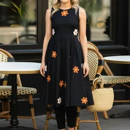 Aaghnya Women Floral Embroidered Thread Work Floral Anarkali Kurta-picture-25
