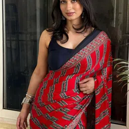 ARKIA Ethnic Motifs Printed Saree With Blouse Piece-picture-21
