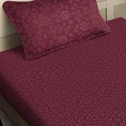 Myntra Elegant Homes Maroon Printed Woollen 300 TC Single Bedsheet Set 2.25 m X 1.5 m image 3